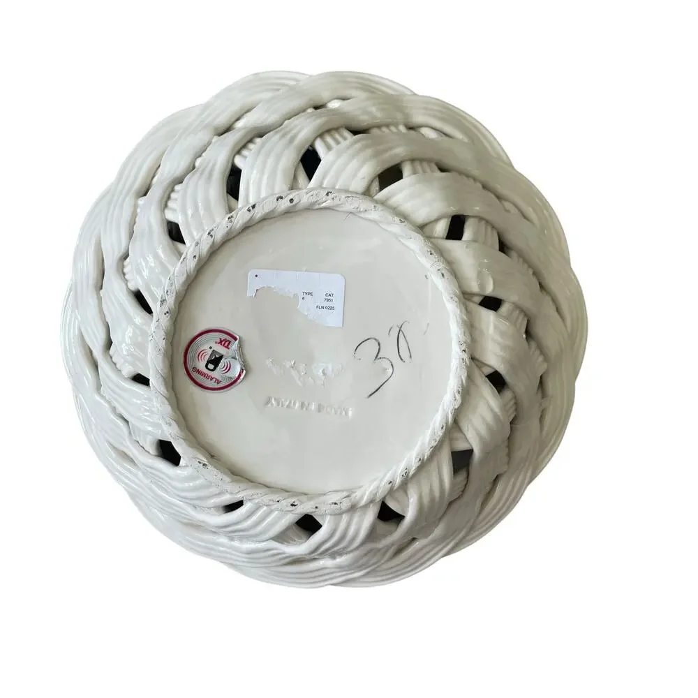 Ceramiche D’arte Handmade In Italy Basket Weave Bowl with Sea Creatures 11in NEW